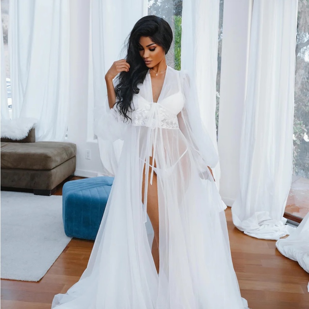 Inna Elsie AMINA Bridal Robe - Medium